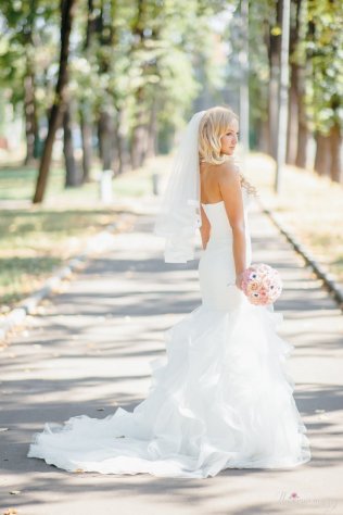 La Sposa de la rosa, Свадебные платья