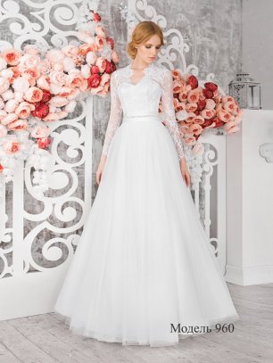 Olga Sposa. Свадебное платье с длинными кружевными рукавами