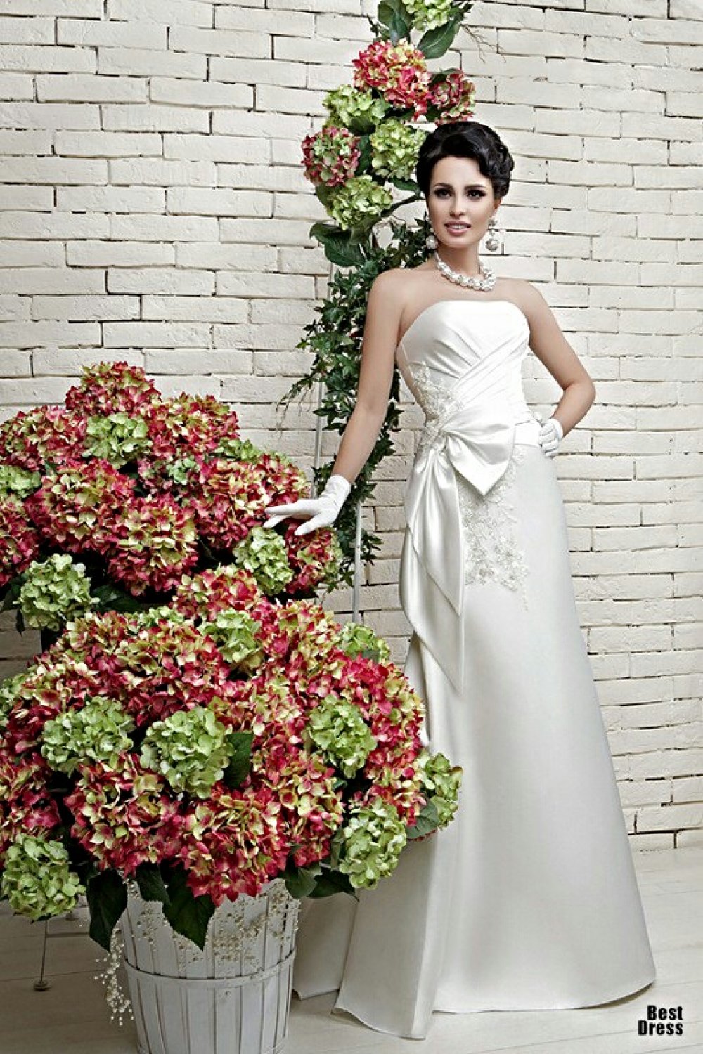 Свадебное платье "Глория", цвет молочный, размер 46. Силуэтное.