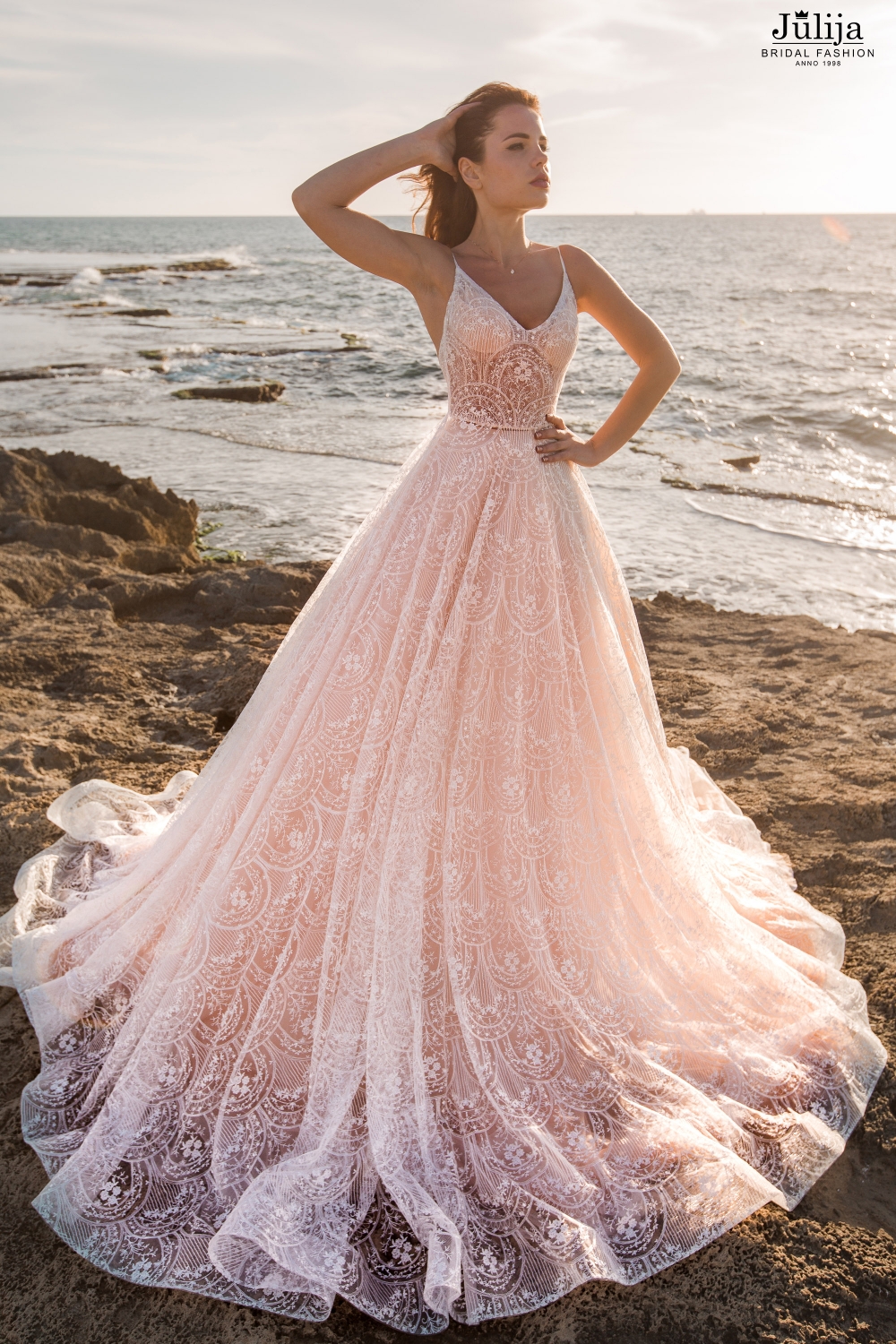 Оптом свадебные платья от производителя Европа