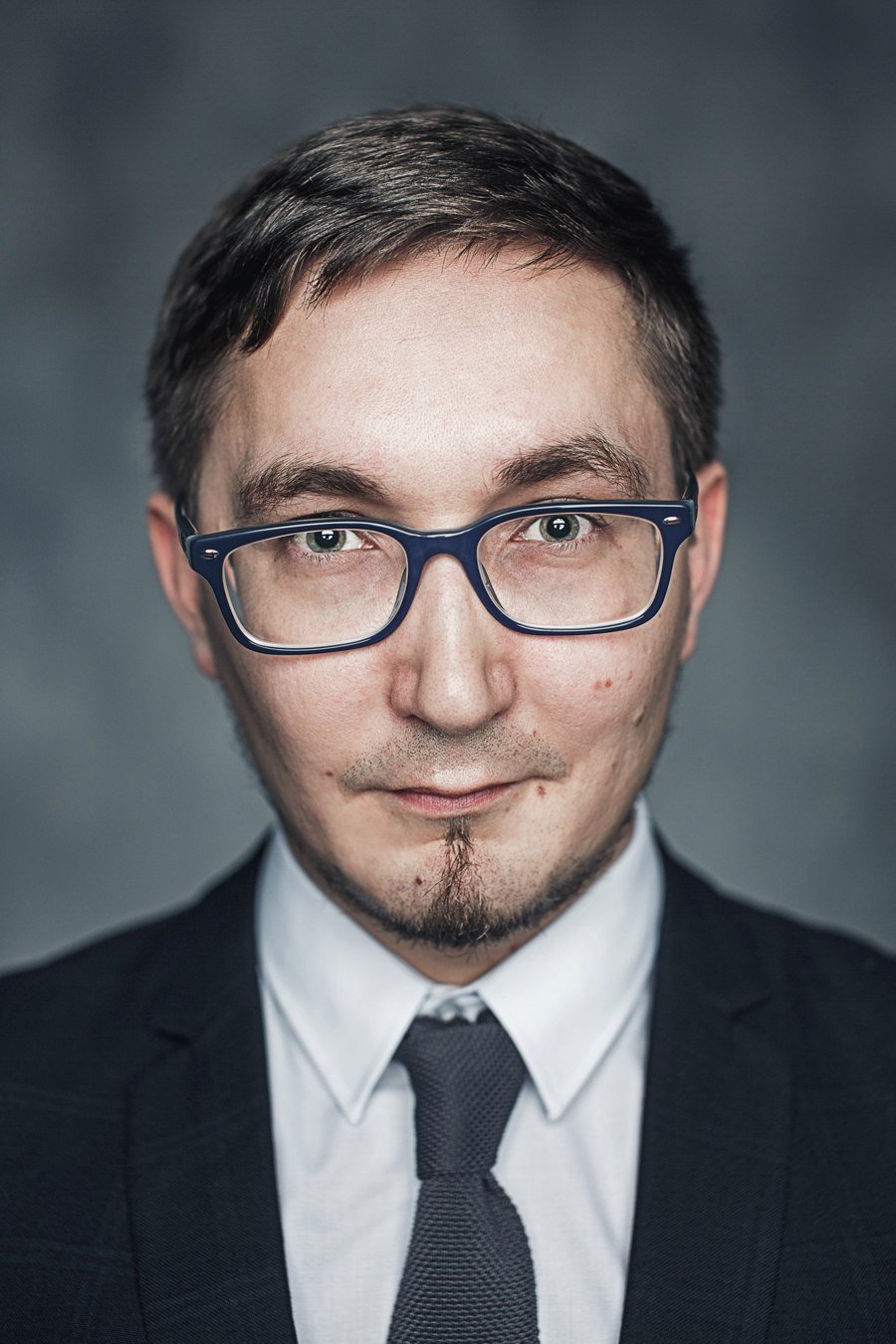 Денис
vk.com/dzlatin