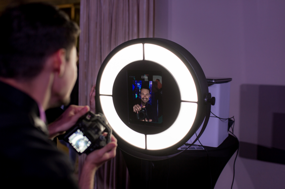 Гиф-стойка с печатью фото