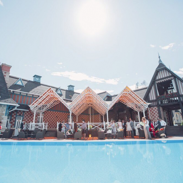 свадьба за городом, банкетный комплекс ДОВИЛЬ