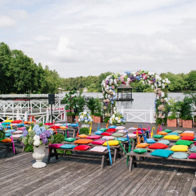 свадебная церемония за городом, банкетный комплекс ДОВИЛЬ