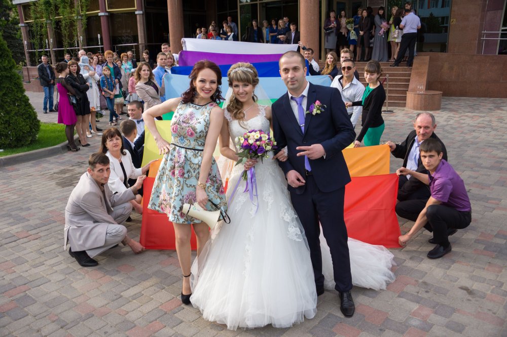 ТОРЖЕСТВЕННАЯ ВСТРЕЧА МОЛОДЫХ