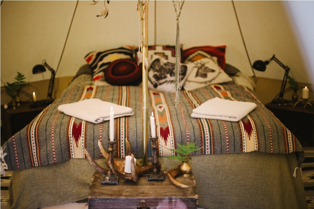 А на наших кроватях вы не замерзнете даже в холодную погоду, ведь они – с подогревом