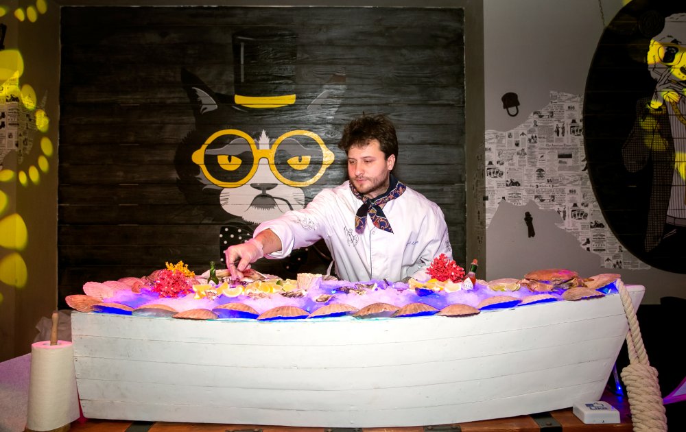 Мы работаем в клубах и ресторанах, в шатрах и под открытым небом! 