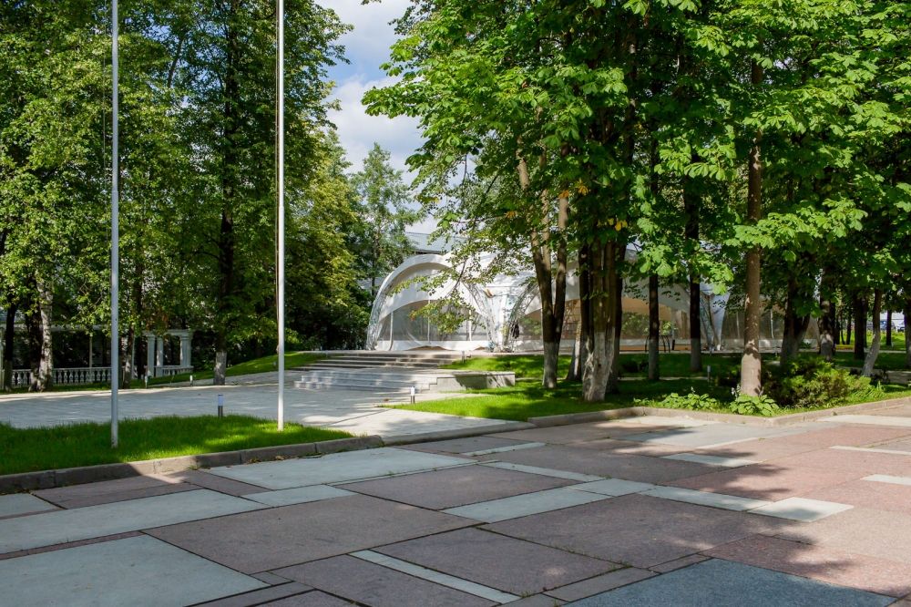 площадка перед шатром гексагональ