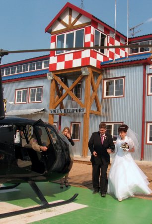 На свадьбу на вертолете
