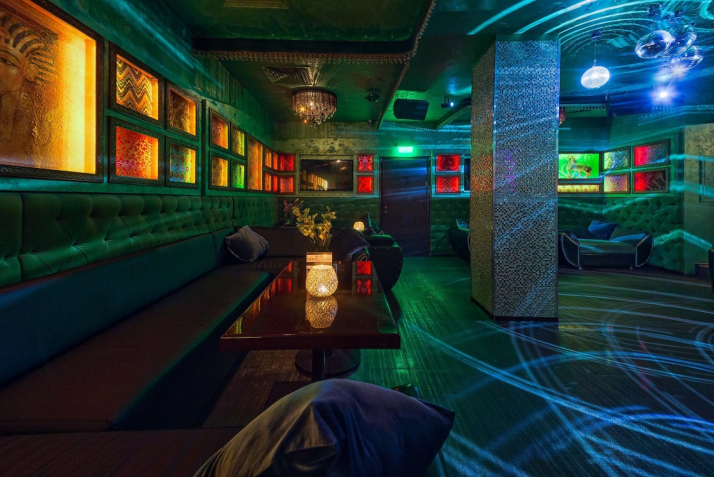 Shut UP Room Night Club