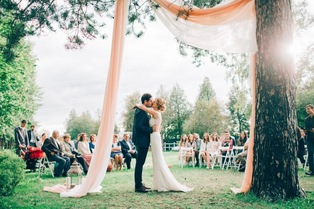 Выездная регистрация в Прованс-отеле "4 сезона".