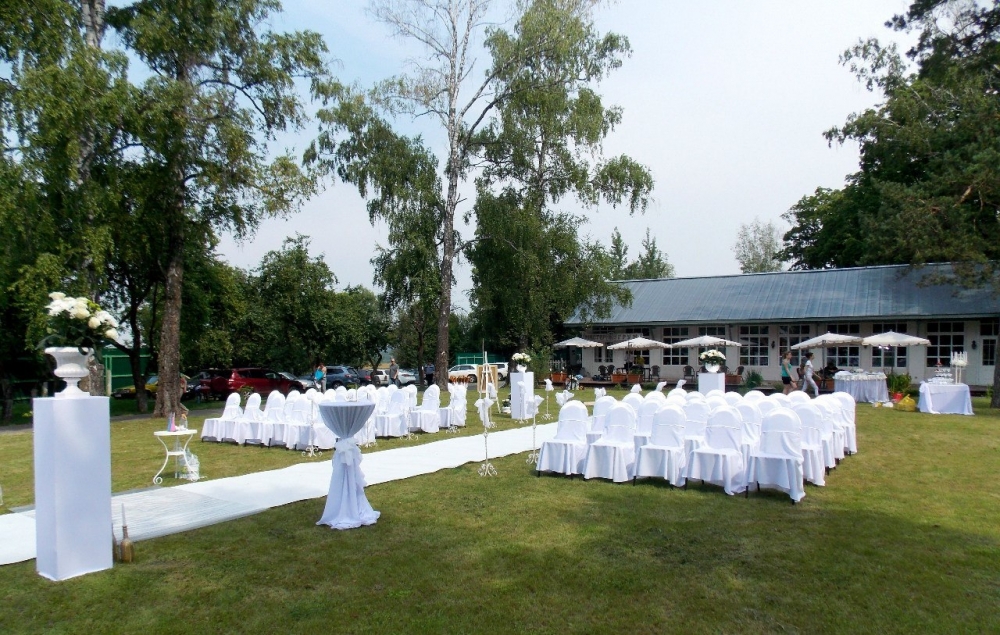 Выездная регистрация в Прованс-отеле "4 сезона".