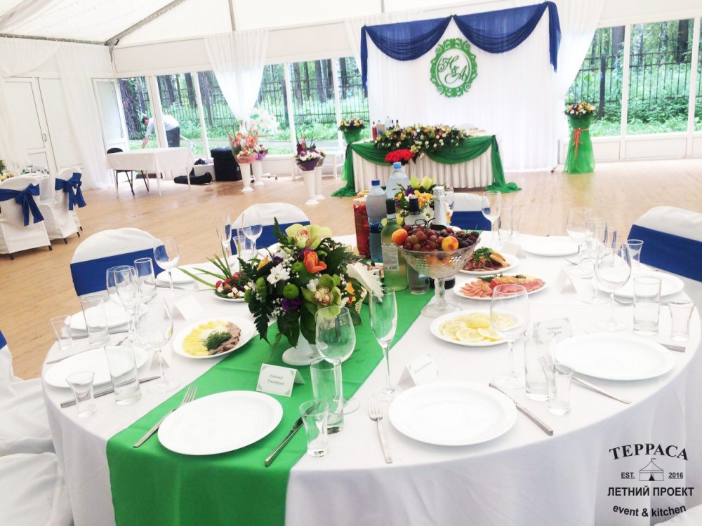 30 июля 2016 - Свадьба Никиты и Алены

Наша Летняя Терраса - это эксклюзивное место для проведения свадеб в европейском формате. Летняя банкетная терраса в парковой зоне Новосибирска.