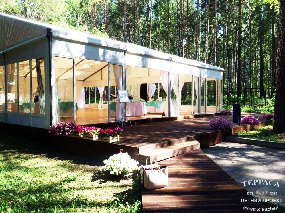 11 июня 2016 - Свадьба Сергея и Анны

Наша Летняя Терраса - это эксклюзивное место для проведения свадеб в европейском формате. Летняя банкетная терраса в парковой зоне Новосибирска.