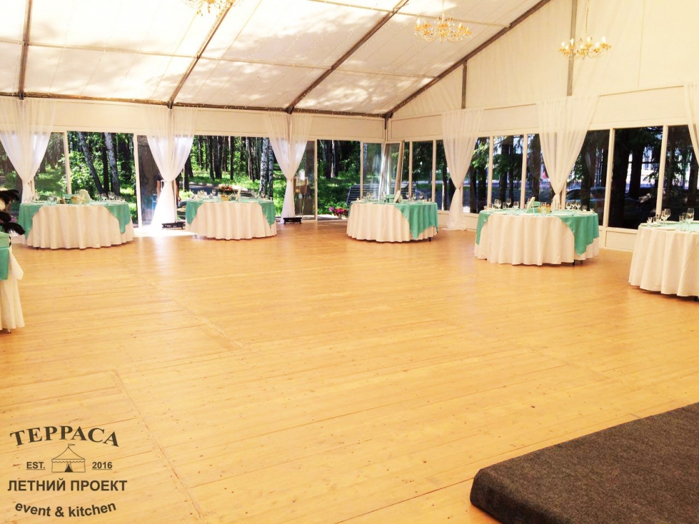 11 июня 2016 - Свадьба Сергея и Анны

Наша Летняя Терраса - это эксклюзивное место для проведения свадеб в европейском формате. Летняя банкетная терраса в парковой зоне Новосибирска.