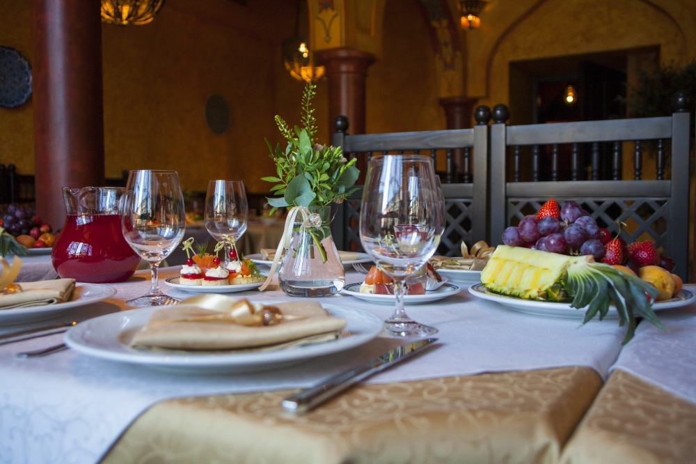 Колонный зал. Банкетное накрытие.