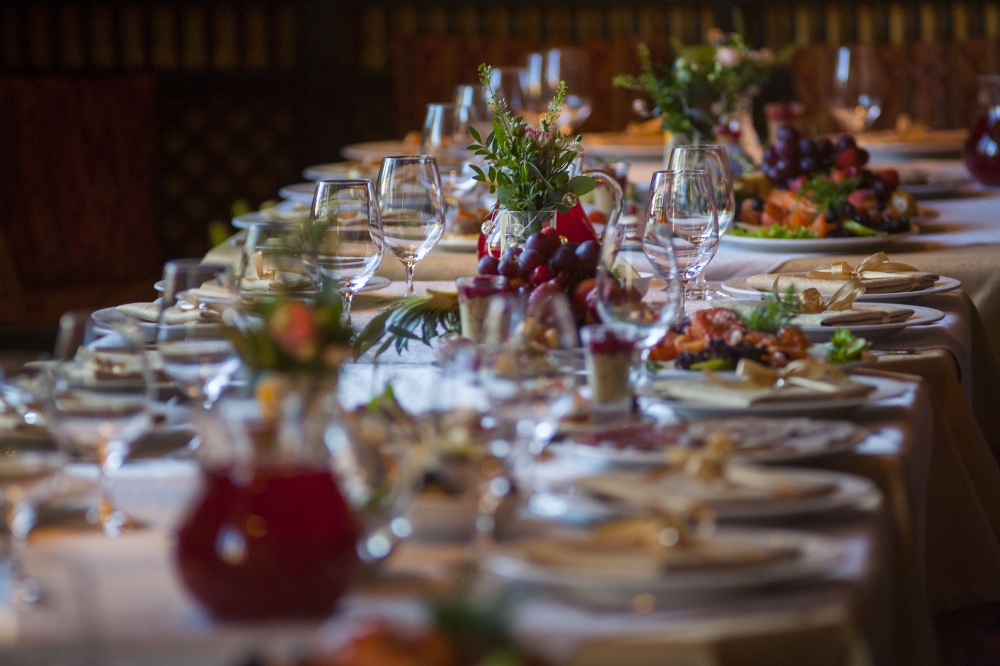 Банкетное накрытие.