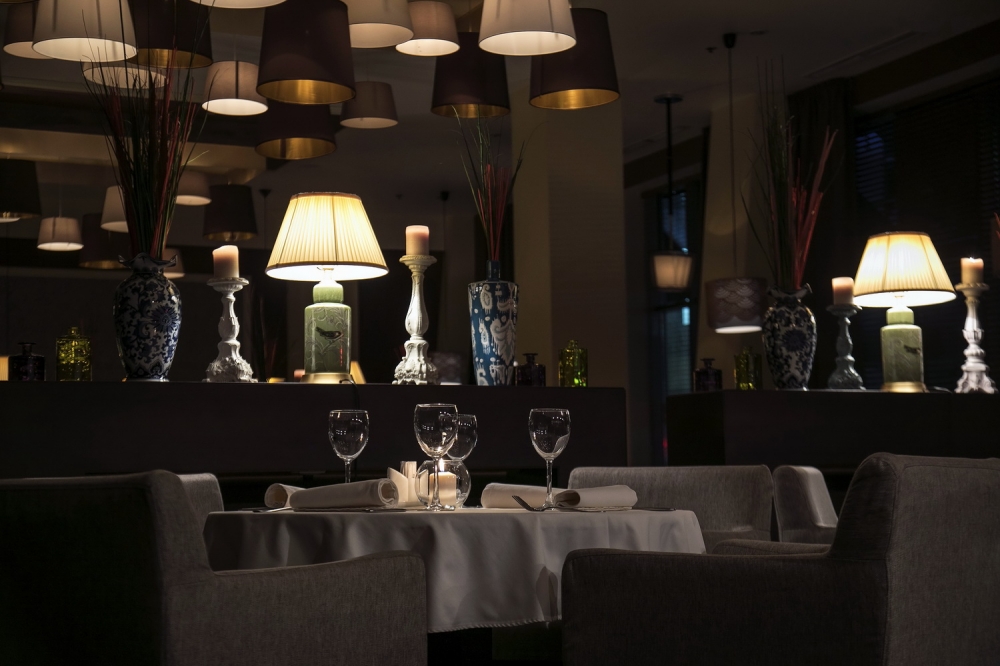 Основной зал