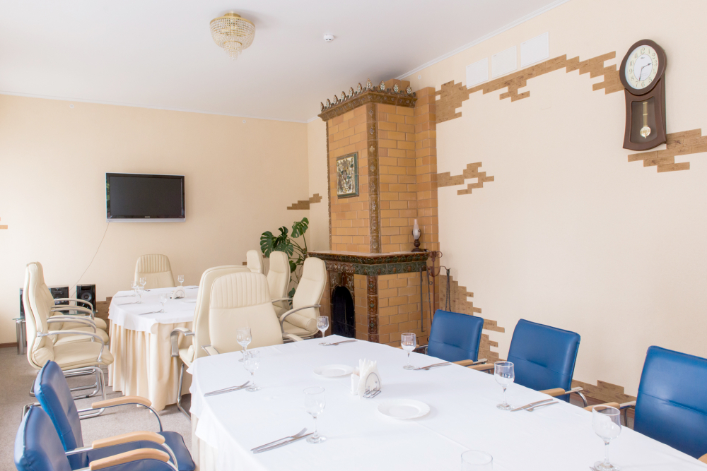 Каминный Зал. Вместимость до 20 человек