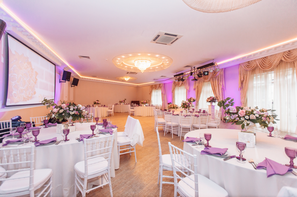 Банкетный зал до 120 персон 