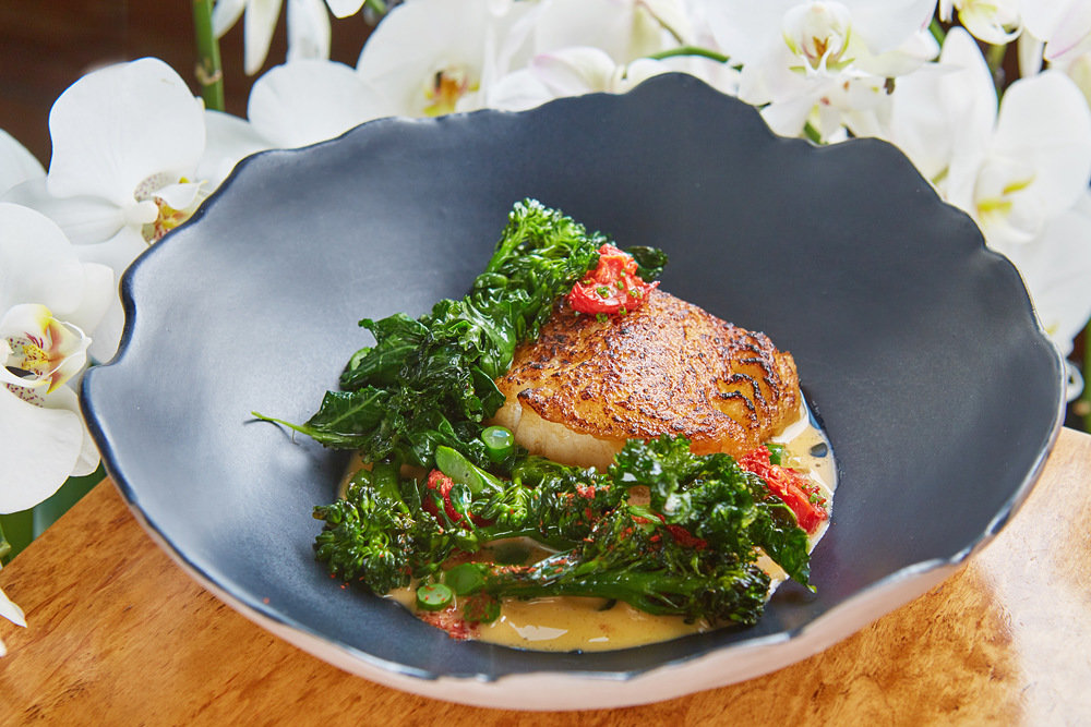 Чилийский сибас с брокколи