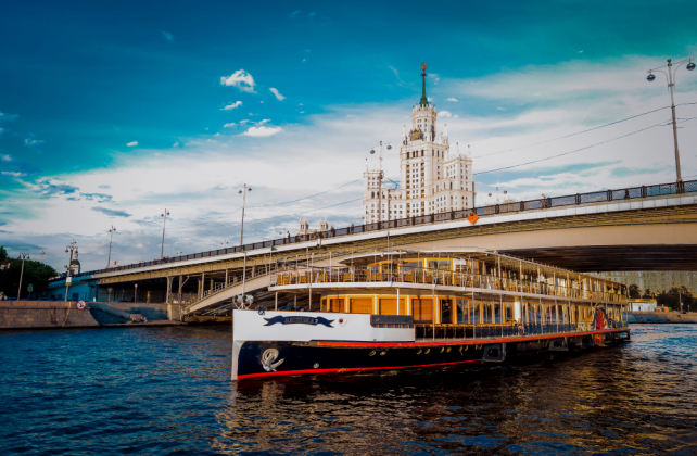 свадьба на яхте в Москве, организатор YACHT EVENT