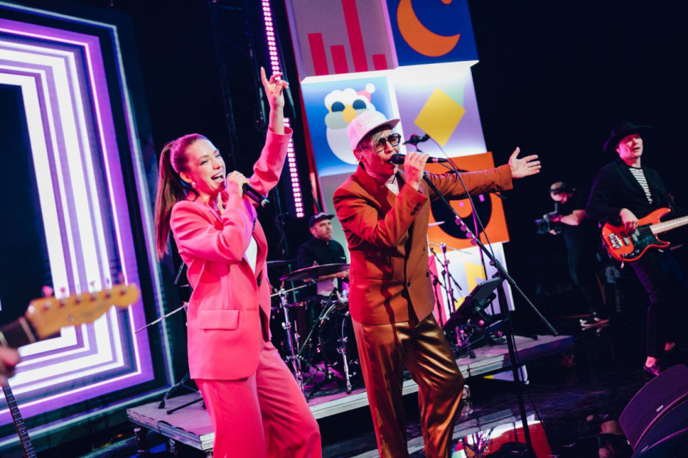 Поем вместе с группой Мумий Тролль