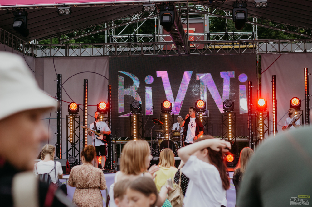 кавер-группа БиВНи
кавер-группа BiVNi