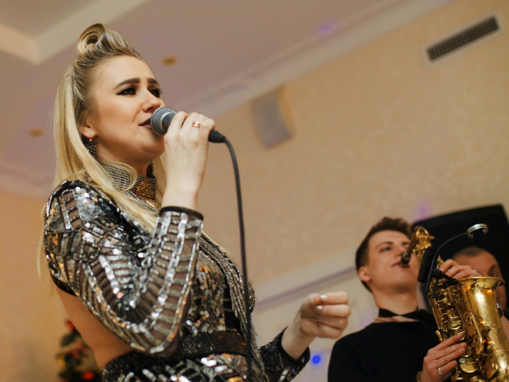   Кавер-группа Кристалл