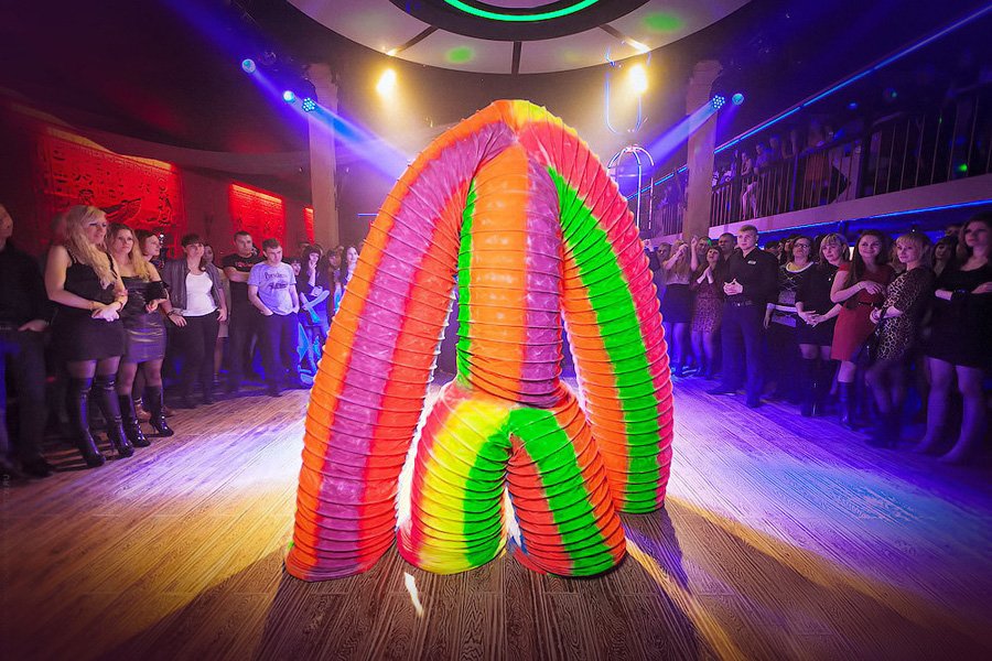 Человек-пружина