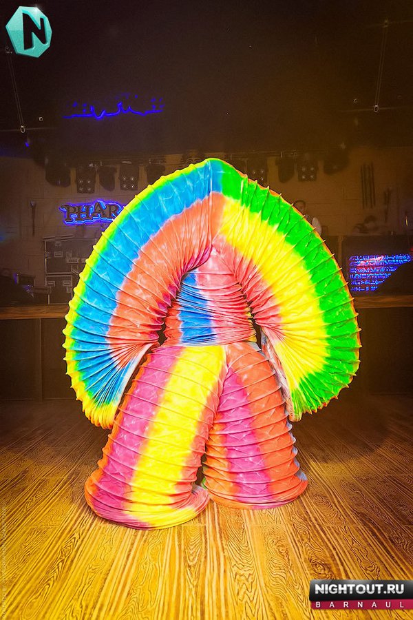 Человек-пружина