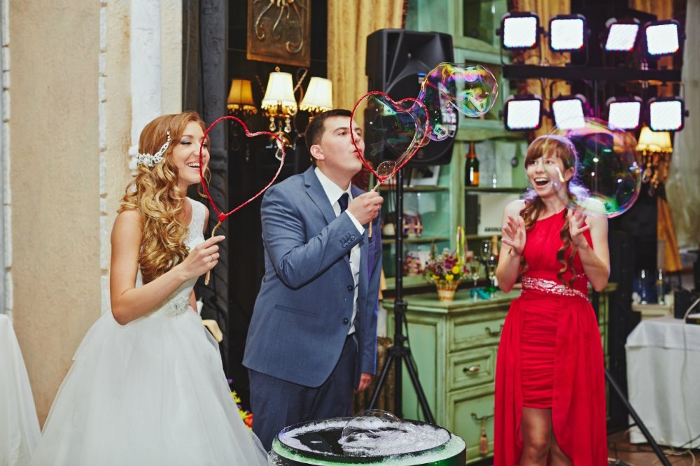 "Beauty Bubble Show" на свадьбе.
