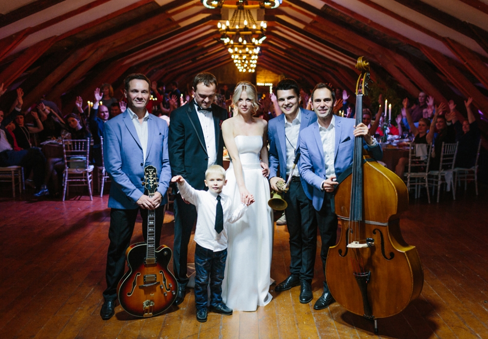 кавер на свадьбу. кавер группа на свадьбу. кавер группа на свадьбу. музыкальная кавер группа. выступление на корпоративе.