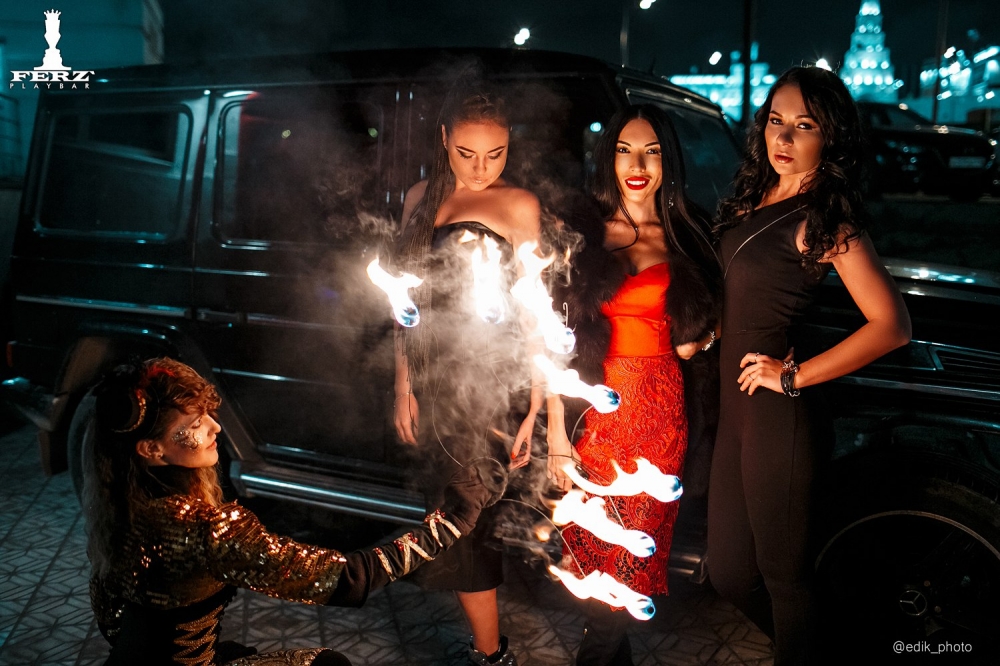 Огненно-пиротехническое шоу «БУРЛЕСК»

