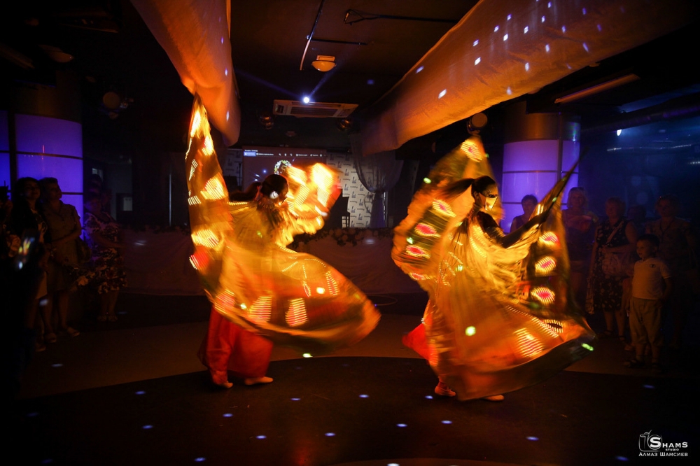 Световое и огненное шоу Казань на новый год