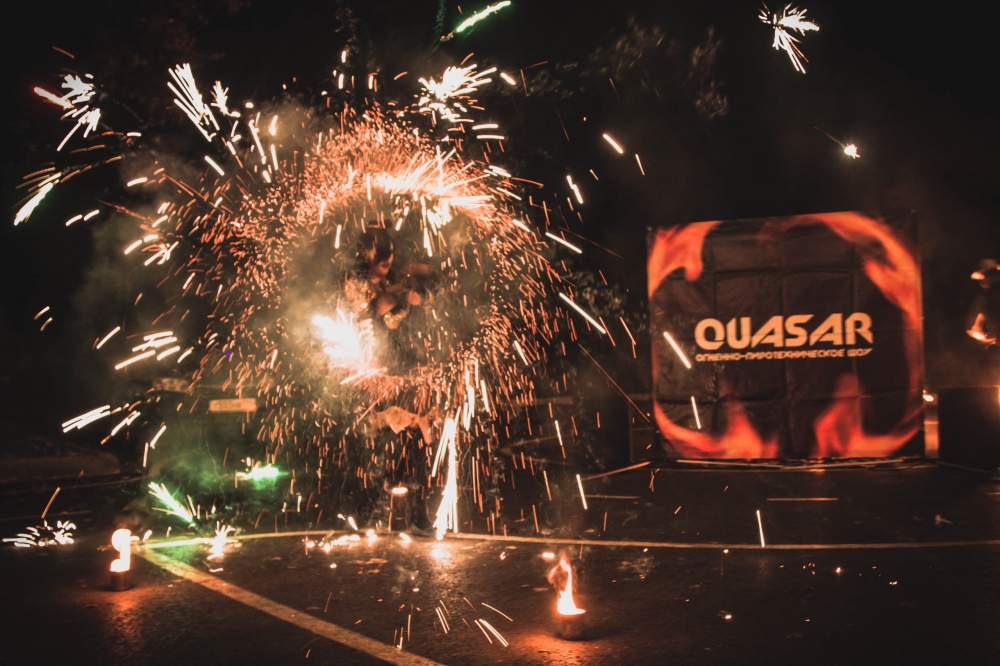 Огненно-пиротехническое шоу «БУРЛЕСК»

