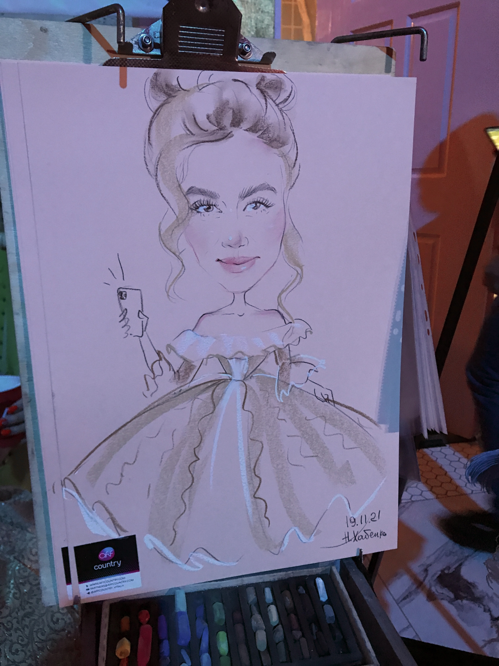 Художник шаржист на мероприятие санкт-петербург спб, Наталья Хабенко #шаржист  #шаржист_спб #художникшаржист #свадьбаспб #шаржистсанктпетербург #шарж #event #шаржистнапраздник #шаржистнамероприятие  #скетчи #скетчинамероприятие #иллюстраторнасвадьбу