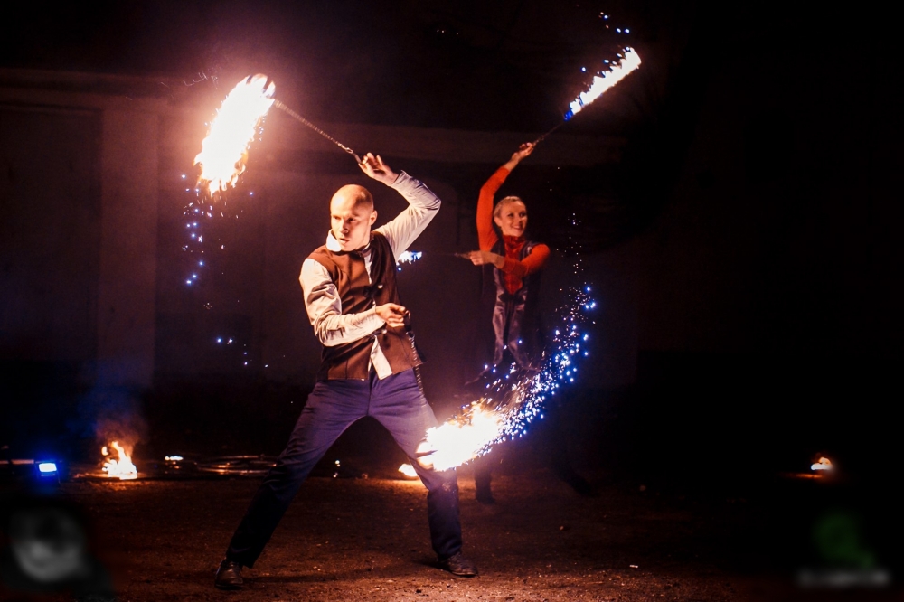 Огненное шоу "Музыка Балкан"