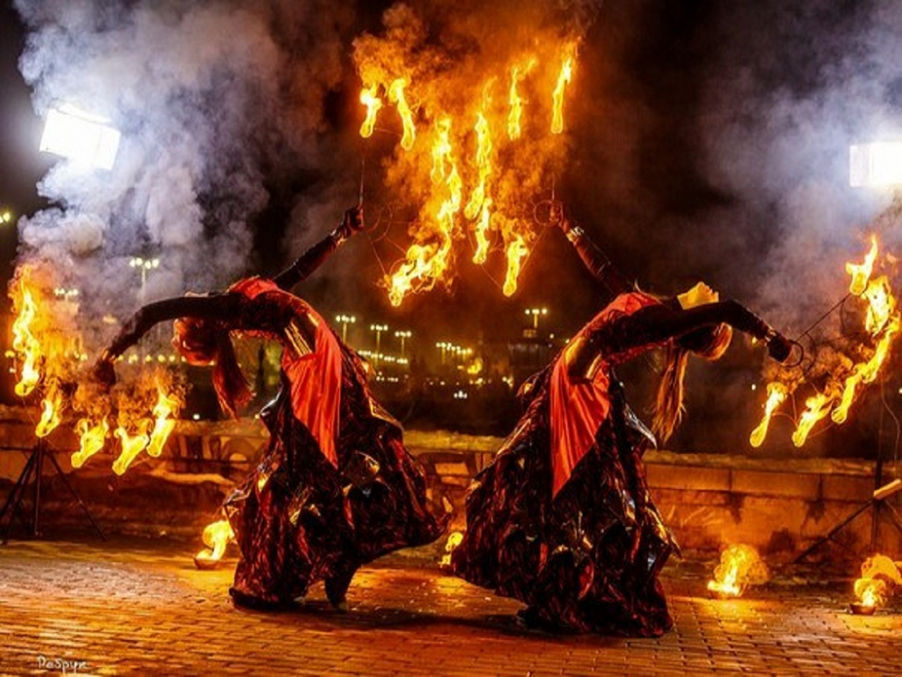 Огненно-пиротехническое шоу