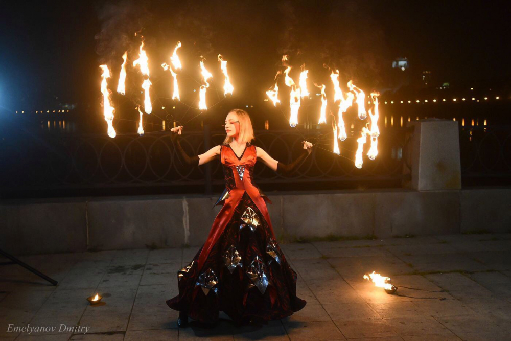 Огненно-пиротехническое шоу