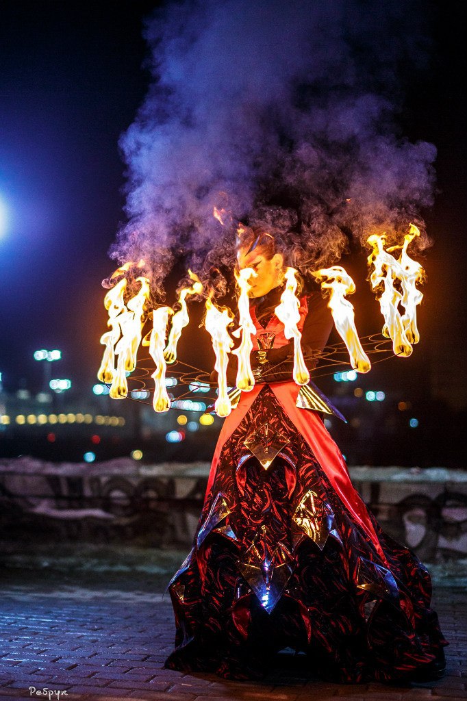 Огненно-пиротехническое шоу