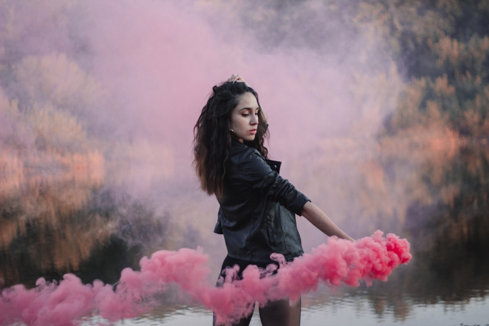 Цветной дым для красивых фотографий