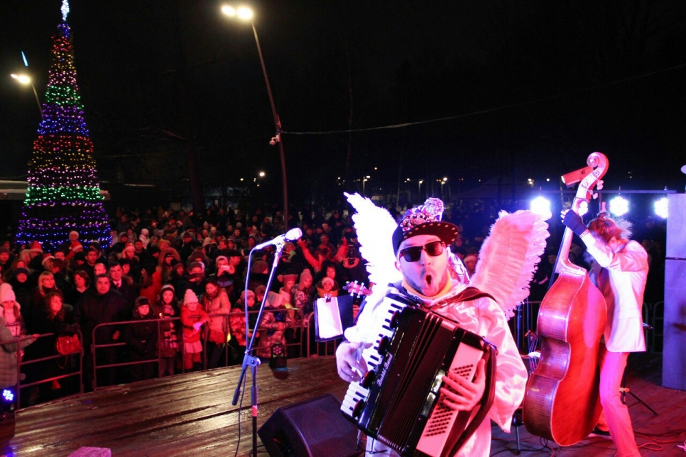 выступление на городском празднике
