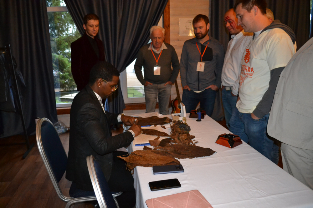 Сигарное шоу в отеле "Яхонты" Истра