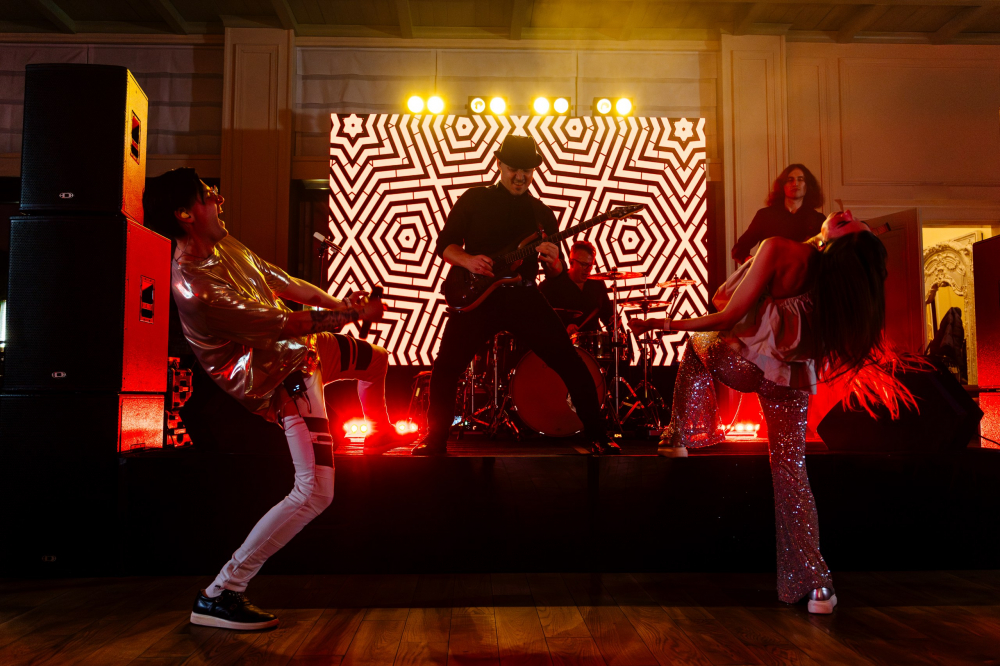 Кавер-группа Краснодар - "Сарафан Радио"