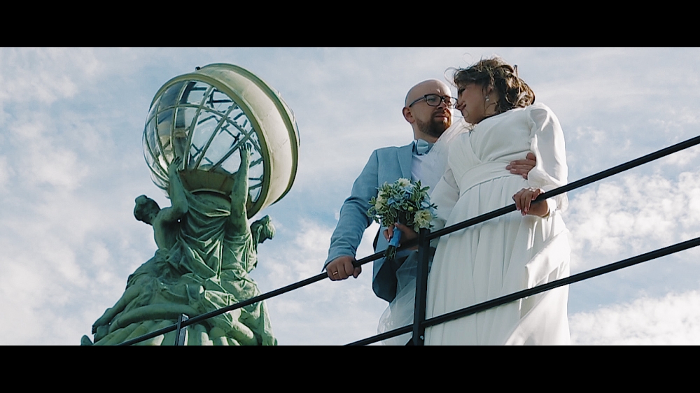 Кадры из свадебных фильмов...