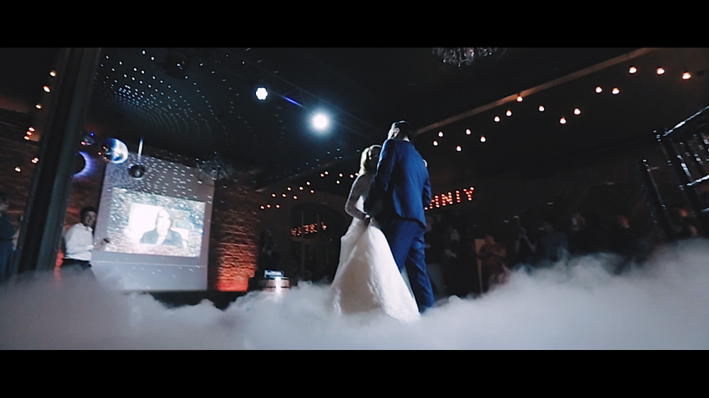 Кадры из свадебных фильмов...