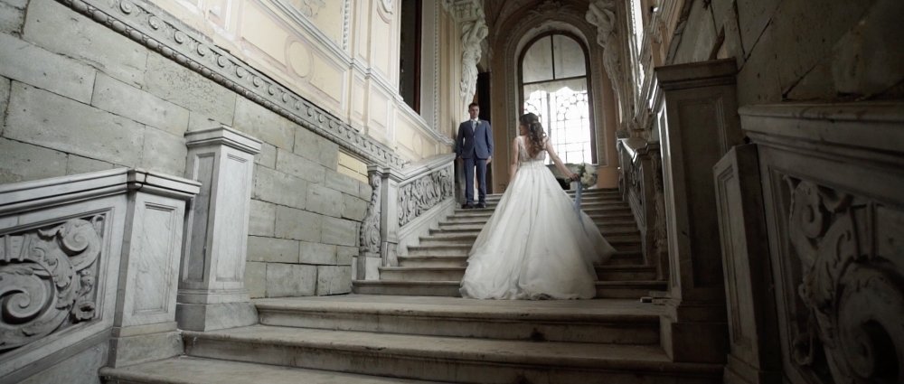 Свадебная съемка в заброшенном особняке