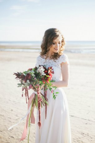 Свадьба на берегу океана