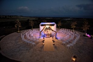 Вечерний ужин после свадебной церемонии